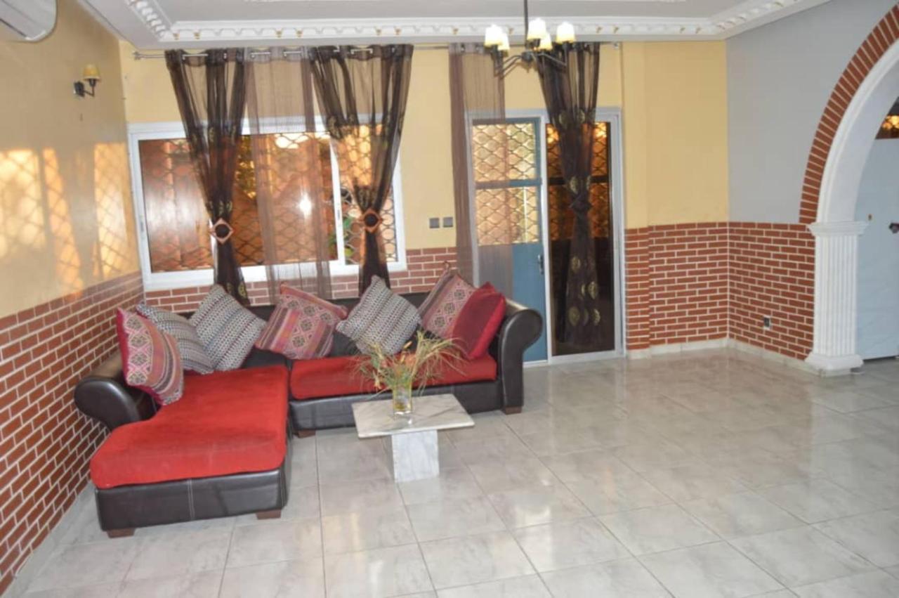 Residence Hoteliere Borel Denver Douala Exterior foto