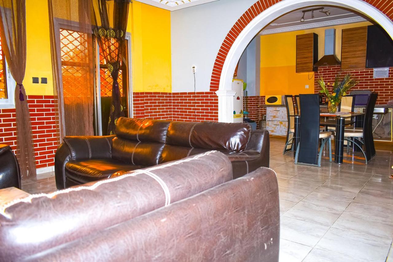 Residence Hoteliere Borel Denver Douala Exterior foto