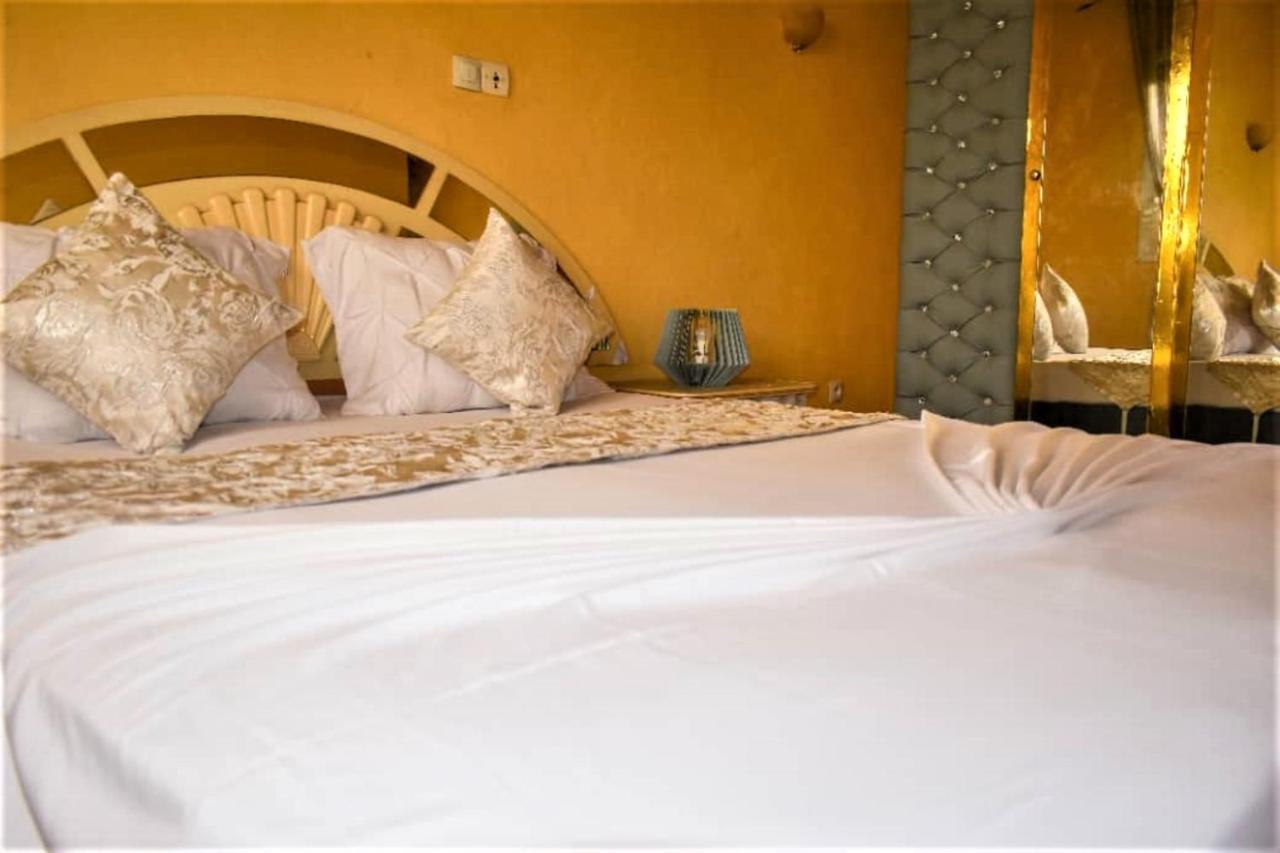 Residence Hoteliere Borel Denver Douala Exterior foto
